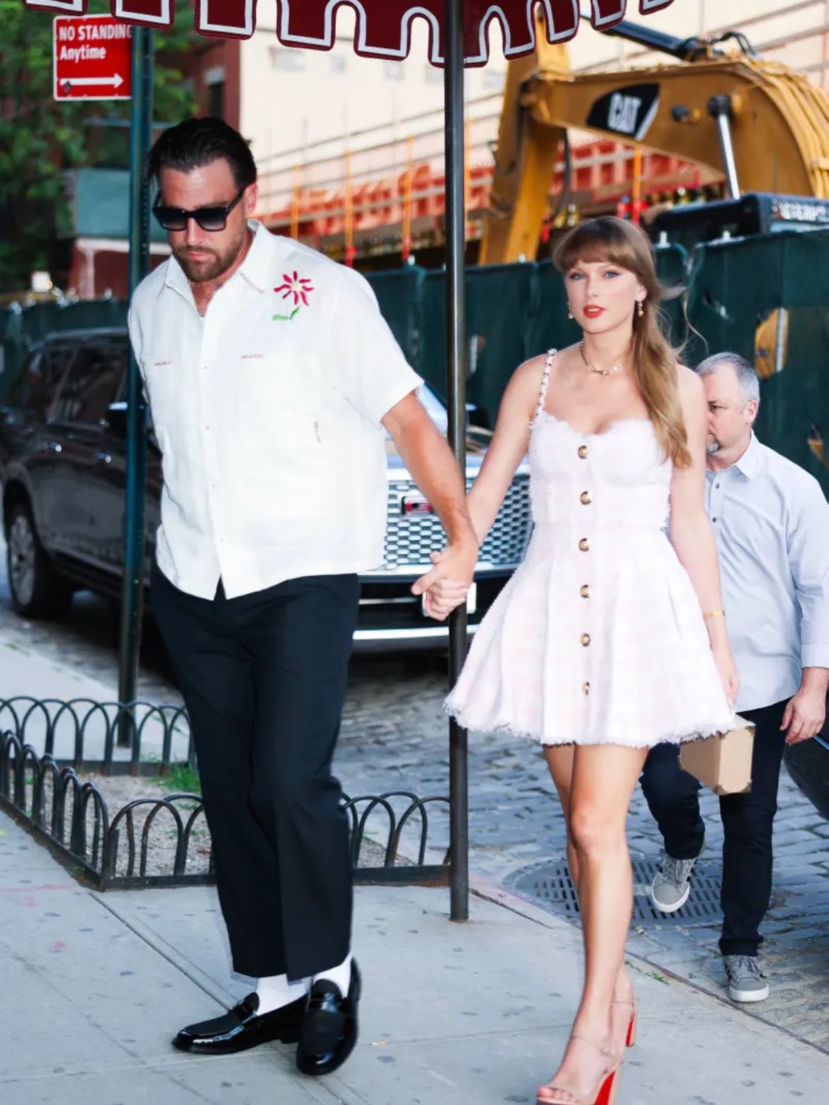 TAYLOR OUT AND ABOUT IN NYC – 6/28/25